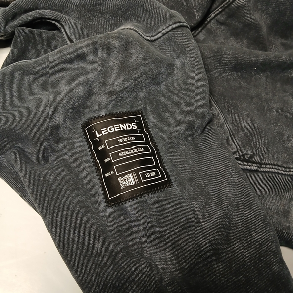 LEGENDS Women's Black Dyed Hoodie XS - Picture 3 of 9